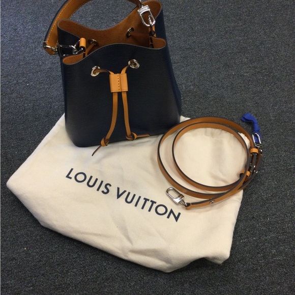 LOUIS VUITTON BAG EXCELLENT CONDITION